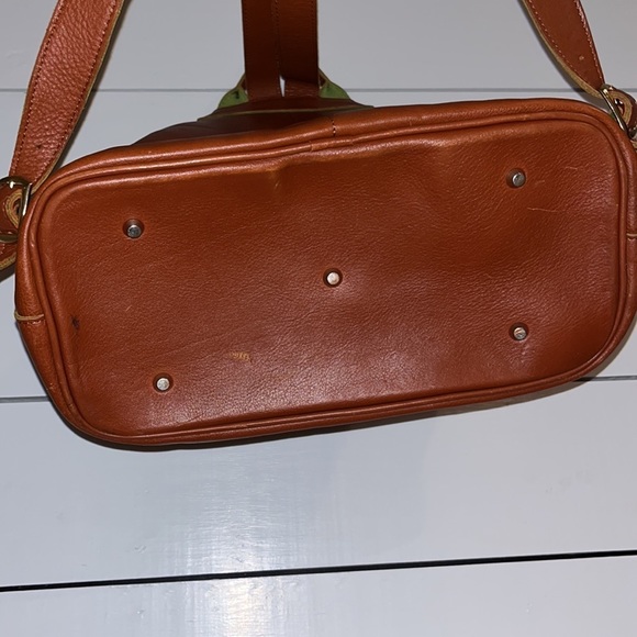 Terrida Gorgeous Genuine Calf Leather Backpack - Picture 4 of 16